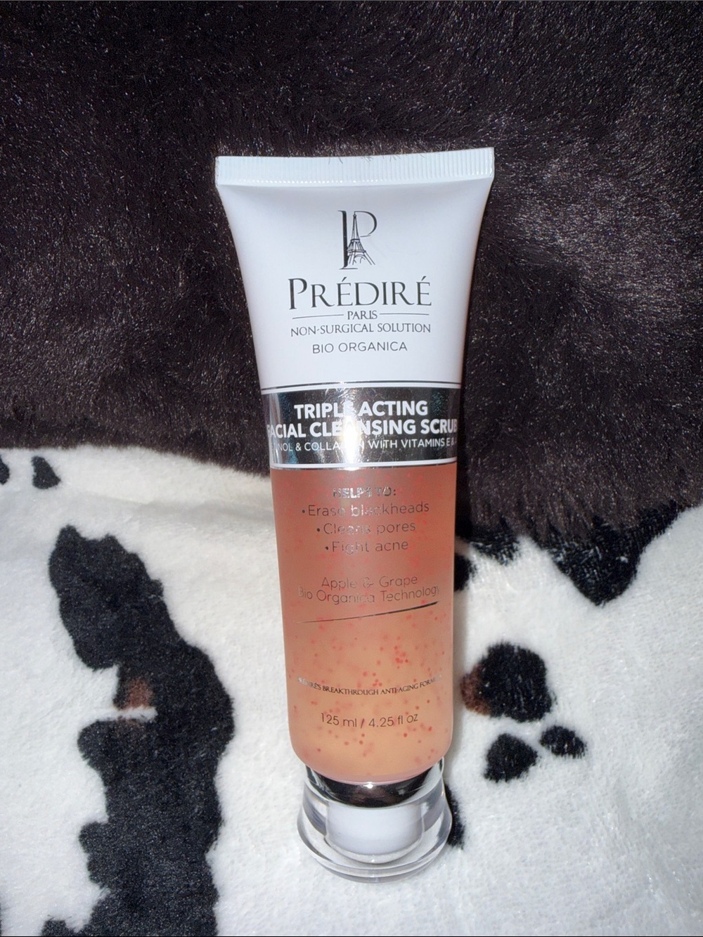 Triple Acting Facial Cleansing Scrub - Peach